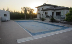 5 bedroom furnished house with swimming pool for sale in Zygi