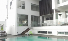 5 bedroom house with swimming pool for sale in Engomi