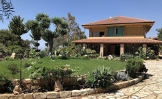 5 bedroom house for sale in Souni-Zanakia