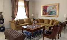6 bedroom furnished house for sale in Panthea