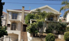 6 bedroom furnished house for sale in Panthea