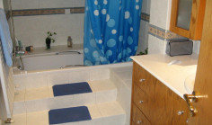 5 bedroom furnished house for sale in Aglantzia