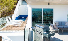 Beautiful 3 bedroom apartment with swimming pool for sale in Agia Fyla