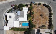 4 bedroom house with swimming pool for sale in Agios Athanasios