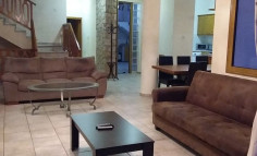 7 bedroom house with swimming pool for sale in Peyia