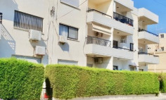 Large 3 bed apartment for sale in Mesa Geitonia