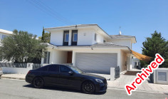 5 bedroom house with swimming pool for sale in Aradippou
