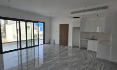 Spacious 3 apartment for sale in Mesa Geitonia
