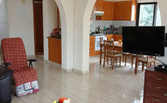 3 bedroom house with swimming pool to rent in Chloraka