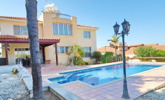 Large 3 bedroom furnished house with swimming pool for sale in Tala