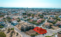 Residential 570 m2 for sale in Oroklini, Larnaca