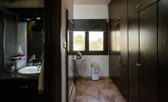 4 bedroom furnished house for sale in Kiti