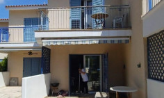 Large 2 bedroom house with swimming pool for sale in Kato Paphos