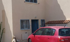 Large 2 bedroom house with swimming pool for sale in Kato Paphos