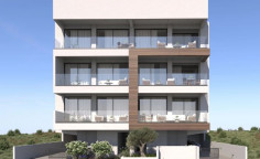 Large 4 bedroom penthouse with swimming pool for sale in Chalomantres