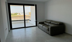 Spacious 2 bedroom furnished apartment to rent in Livadia