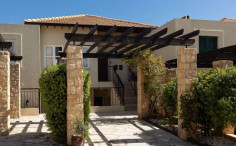 1 bedroom apartment with swimming pool to rent in Aphrodite Hills