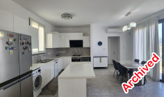 4 bedroom house with swimming pool to rent in Emba