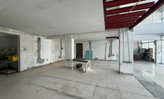 Commercial (office) in Mesa Geitonia, Limassol for rent 