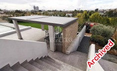 Spacious 5 bedroom house with swimming pool for sale in Germasogeia