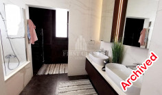 Spacious 5 bedroom house with swimming pool for sale in Germasogeia