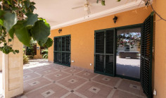5 bedroom house for sale in Mouttagiaka