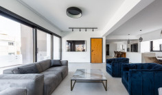 3 bedroom furnished penthouse to rent in Agias Zonis