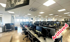 Spacious office to rent in Omonia