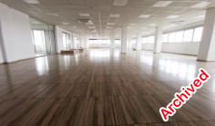 Spacious office to rent in Omonia