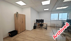 Spacious office to rent in Omonia