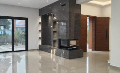 Luxury 4 bedroom house with swimming pool to rent in Pyrgos