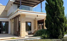Spacious 4 bedroom furnished house with swimming pool for sale in Aphrodite Hills Spacious 4 bedroom furnished house with swimming pool for sale in Aphrodite Hills