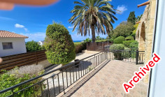 3 bedroom furnished bungalow with swimming pool for sale in Chloraka