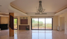 5 bedroom house with swimming pool for sale in Agia Fyla