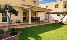 Luxury 4 bedroom furnished house for sale in Episkopi