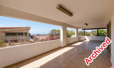 Luxury 6 bedroom villa with swimming pool for sale in Agia Fyla
