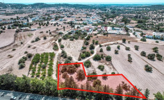 Residential 2132 m2 for sale in Alethriko, Larnaca