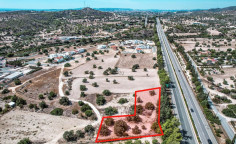 Residential 2132 m2 for sale in Alethriko, Larnaca