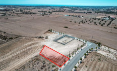Residential 582 m2 for sale in Alaminos, Larnaca