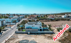 Luxury residential 582 m2 for sale in Aradippou, Larnaca