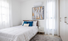4 house with swimming pool for sale in Livadia