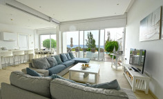 5 bedroom seafront villa for sale, Ayia Triada 