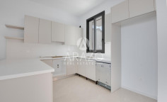 4 bedroom unfurnished villa for sale in Dromolaxia