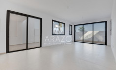4 bedroom unfurnished villa for sale in Dromolaxia