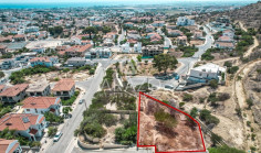 Luxury residential 575 m2 for sale in Oroklini, Larnaca