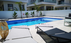 Modern five bedroom villa in scenic Oroklini sea view 