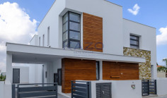 Modern five bedroom villa in scenic Oroklini sea view 