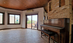 6 bedroom house for sale in Lakatamia