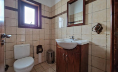 6 bedroom house for sale in Lakatamia