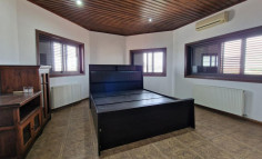 6 bedroom house for sale in Lakatamia